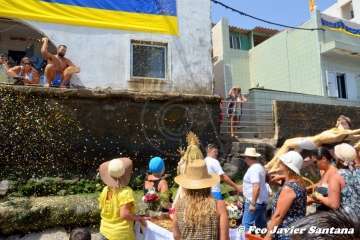 Misa y procesión terrestre-marítima de la playa de Ojos de Garza (Foto TA)